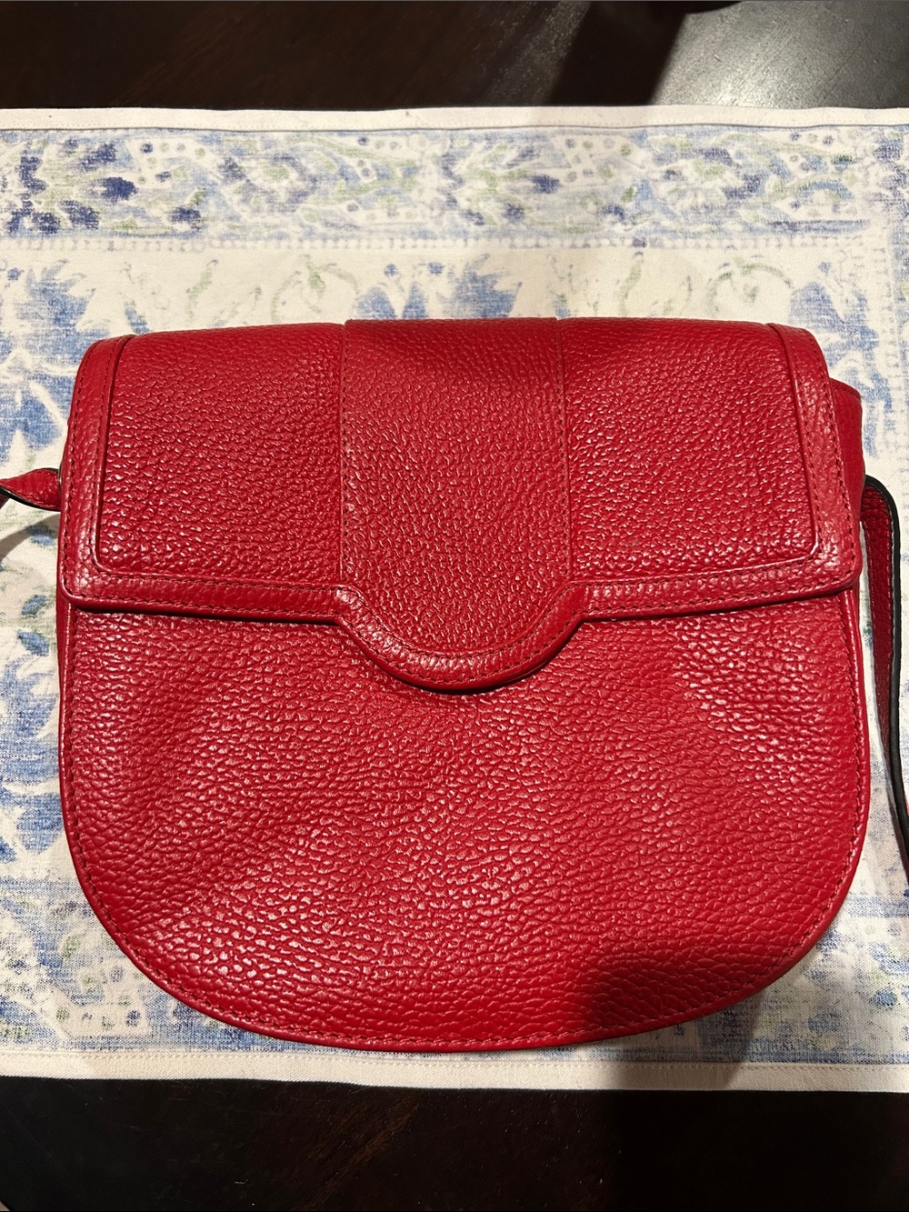 Classic Red Pebbled Crossbody Bag - Timeless Everyday Accent